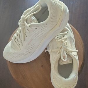 Brooks Women's Ghost Max 2 Running Shoes In Coconut Milk